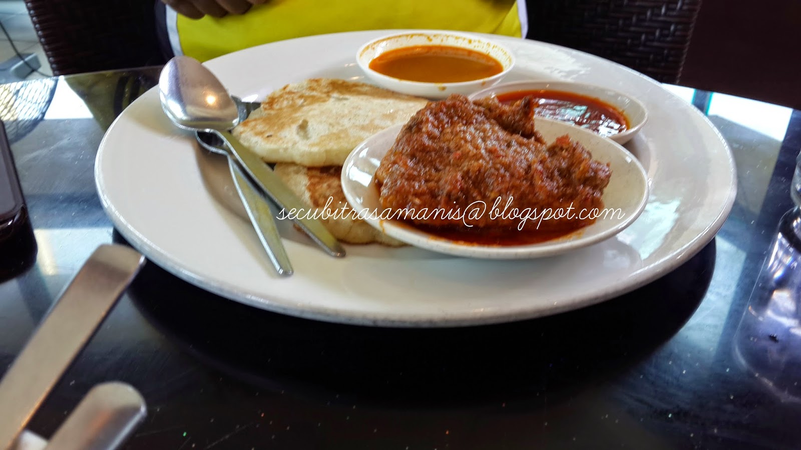 Resepi Masakan Kegemaran: Lempeng Kelapa Umai Cafe Putrajaya