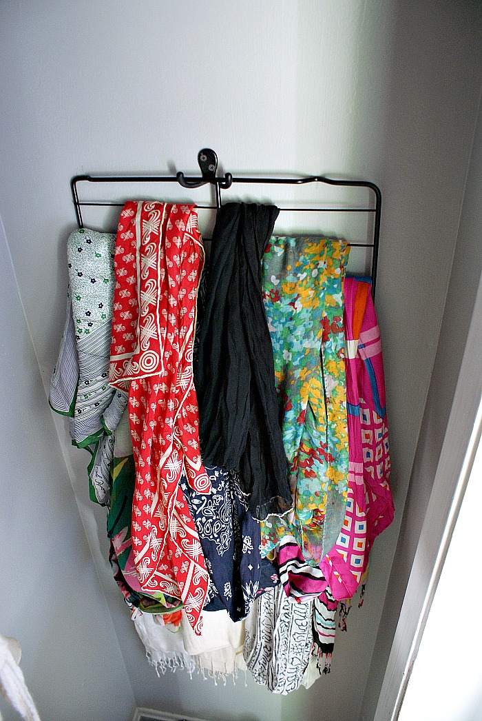 oven rack for storing scarves