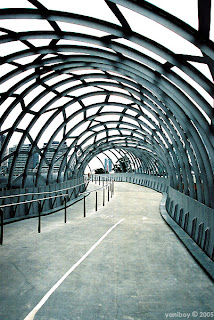 melbourne's web bridge 2005