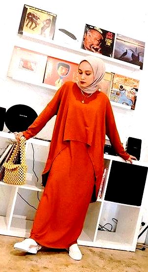 Baju Orange  Cocok Dengan Jilbab  Warna  Apa Yaa BungPete com