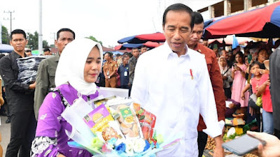 Presiden Jokowi Kunjungi Pasar Bungo, Tekan Pentingnya Revitalisasi Pasar