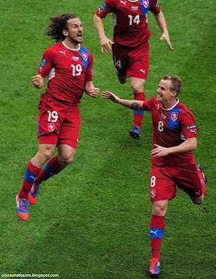 Petr Jiracek Goal Celebration Euro 2012 Czech Republic Hd Desktop Wallpaper