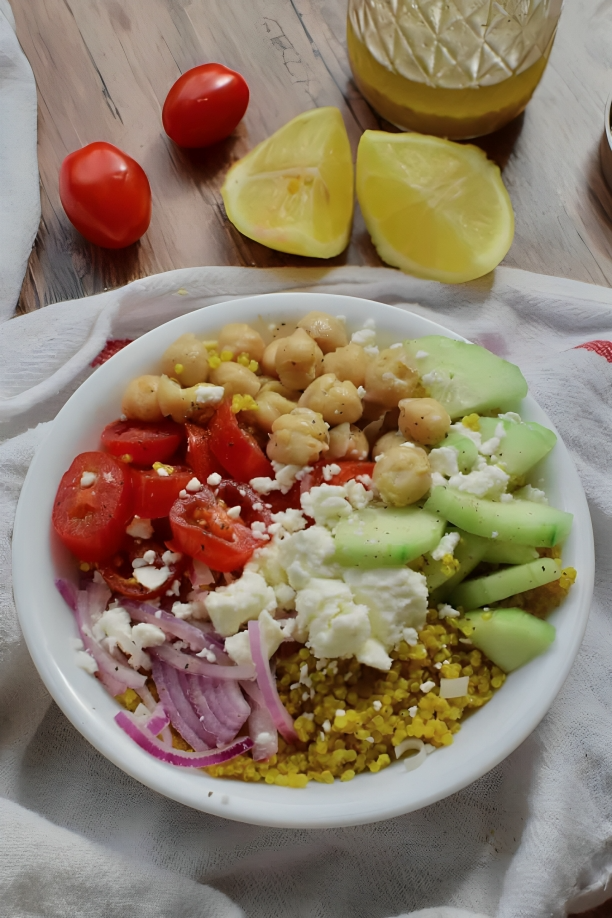 Chickpea and Quinoa Salad Bowl Recipe (Mediterranean)