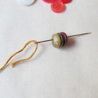 image tutorial diy button christmas tree ornament thread buttons onto thread