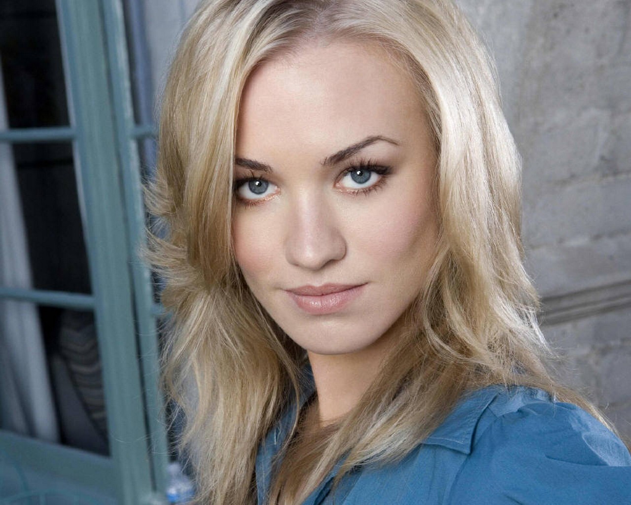 Yvonne Strahovski