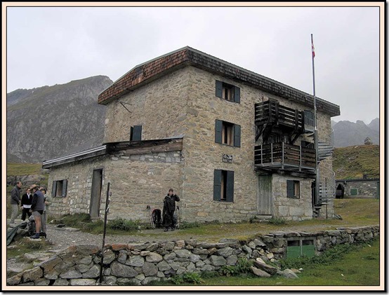 37-Day5-At-Refuge-du-Col-de-la-Vanoise