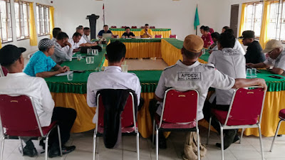 Perdana, Camat Lalembu Gelar Rapat Koordinasi Bersama Kades 
