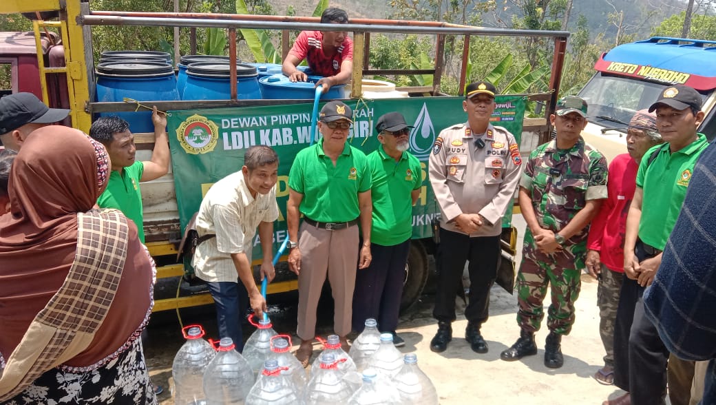 Kekeringan melanda, DPD LDII Wonogiri bantu air bersih di dua kecamatan