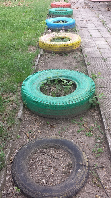 Painted Tyres, Lead The Way, Yambol, Yambol Park,