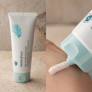 Sữa rửa mặt Innisfree Bija Trouble facial foam giá bao nhiêu 