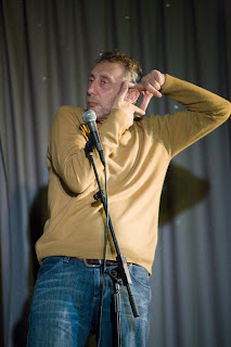 Michael Rosen, What's this ear?