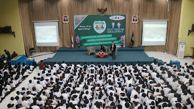 pelatihan stt-pln, motivator stt-pln, motivator kampus, motivator mahasiswa, motivator indonesia, training motivasi, motivator nasional, motivator terbaik, edvan m kautsar, Training Motivasi & Service Excellence 