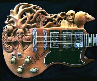 UNIQUE DESIGN OF GUITAR 