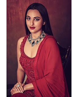 100+ Best Sonakshi Sinha Wallpapers, Images, Pictures, Pics 2020