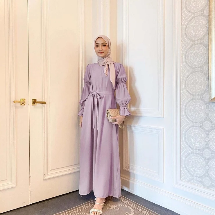 25 Model Baju Lebaran 2021 Yang Modis Kekinian Untuk - Model gamis terbaru 2021 untuk lebaran keluarga