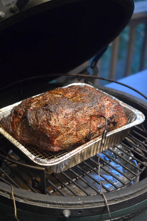 Smoking Pork Butts 2 Ways on the Big Green Eggs