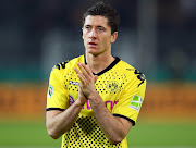 O atacante polonês Robert Lewandoski poderá deixar o Borussia Dortmund no . (lewandowski)