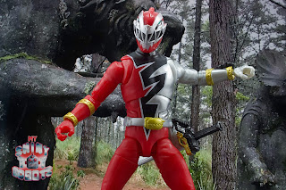 Power Rangers Lightning Collection Dino Fury Red Ranger 11