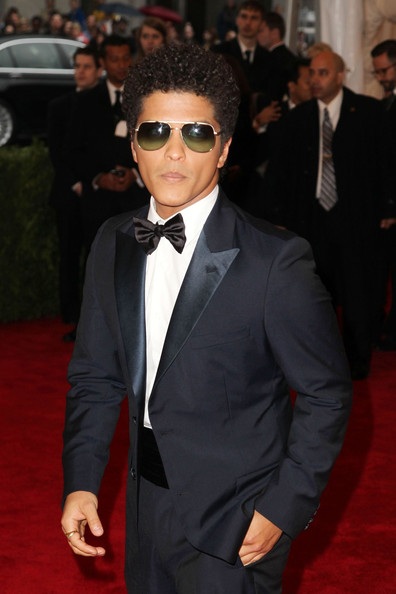 bruno mars hairstyle 2012 bruno mars hairstyle 2012 bruno mars 