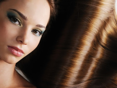 Sesekali seorang perempuan perlu memanjakan diri dengan perawatan kecantikan rambut Ketahui 5 Cara Merawat Rambut yang Baik Tanpa Biaya Mahal