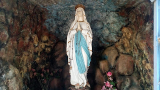 Gua Maria Mawar Boyolali