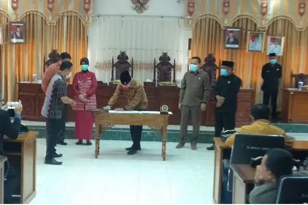 Legislatif dan Eksekutif Pemerintah Kabupaten Sekadau Setuju KUA-PPAS Tahun 2021