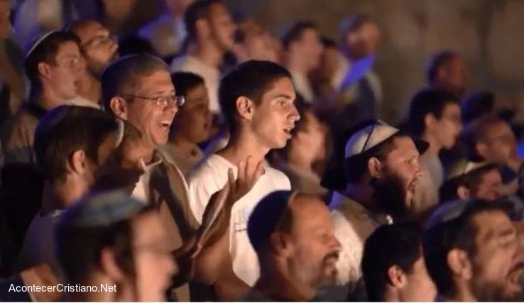 Tribu de Leví canta salmos