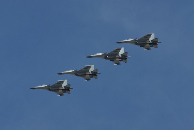 Indian Air Force Flies Into Us Uk In Their Sukhoi Su 30 Mki