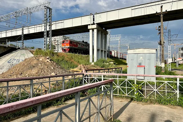пути Рижского направления Московской железной дороги в районе 8-го проезда Марьиной Рощи