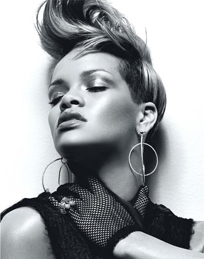 Rihanna-W mag-fashionablyfly.blogspot.com