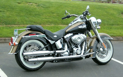 HARLEY DAVIDSON SOFTAIL DELUXE