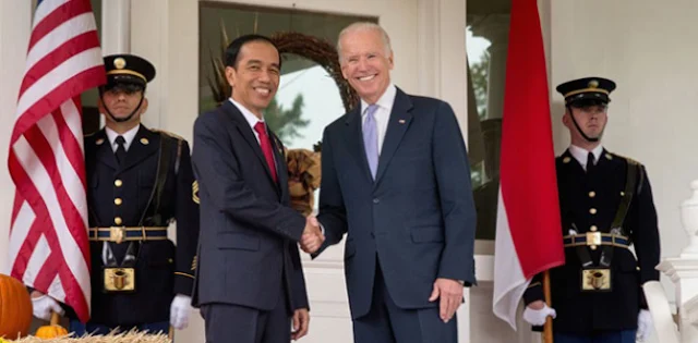 Joe Biden, Terkuburnya Bandar Minyak Dan Batubara