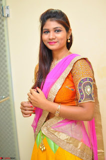 Lucky Sree in dasling Pink Saree and Orange Choli DSC 0368 1600x1063.JPG