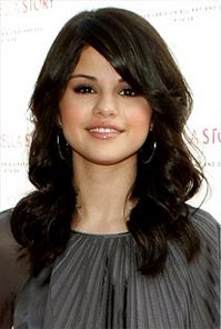 selena gomez hair bang