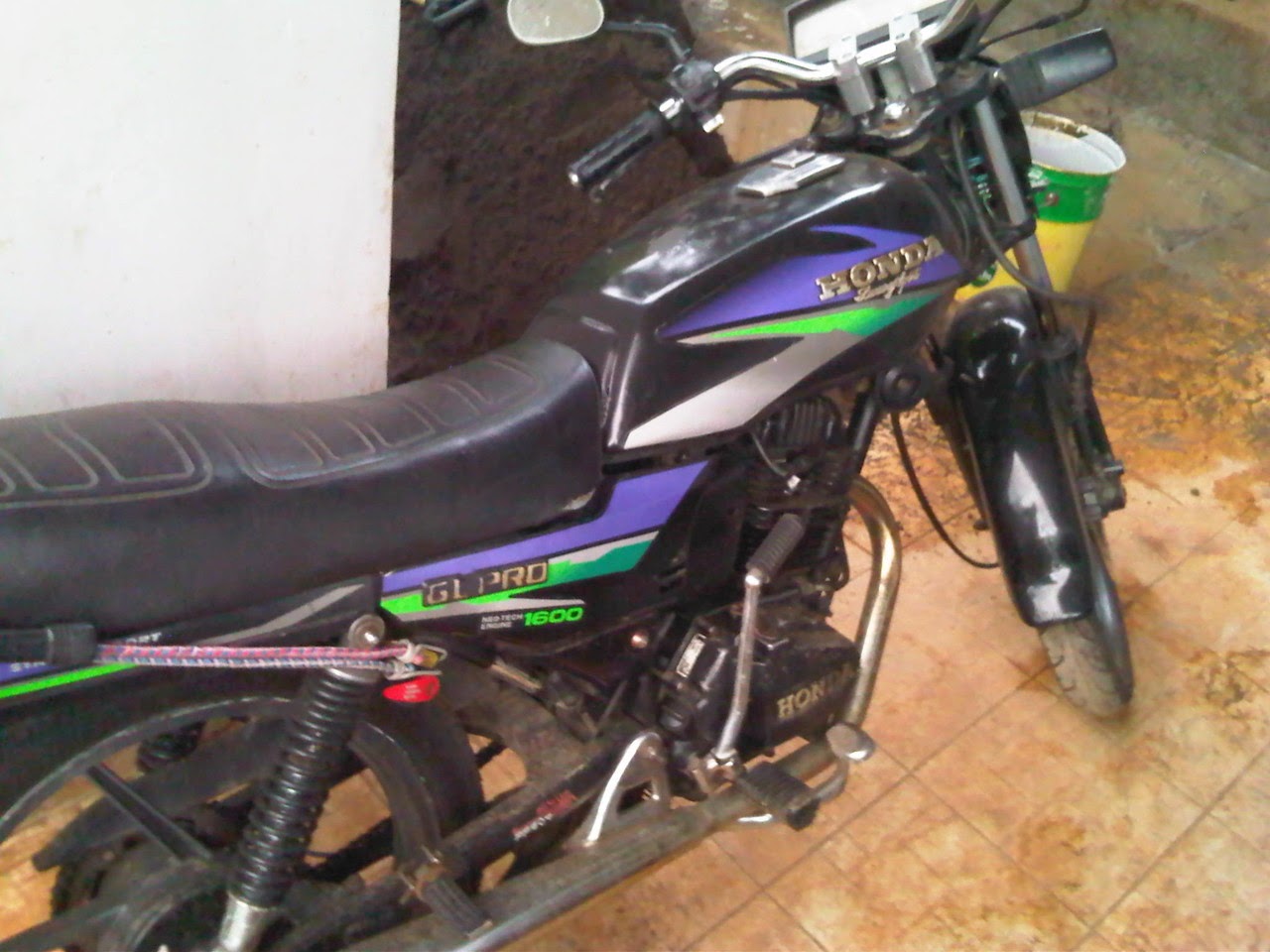 Spesifikasi Honda GL Pro Black Engine Si Hitam Powerfull Motor Tuo