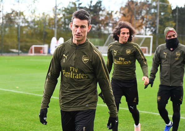 Laurent Koscielny Disebut Sudah Habis di Arsenal