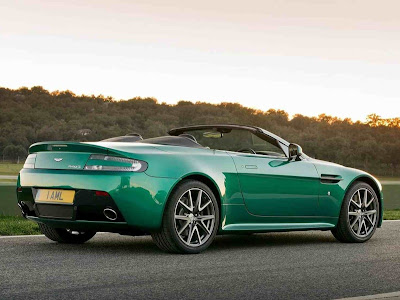 2012 Aston Martin V8 Vantage Roadster S