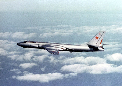 [Image: Tu-16_Badger_E.jpg]