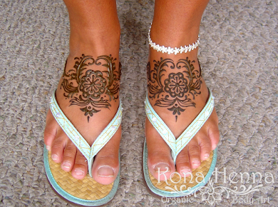 motif henna untuk kaki yang simpe