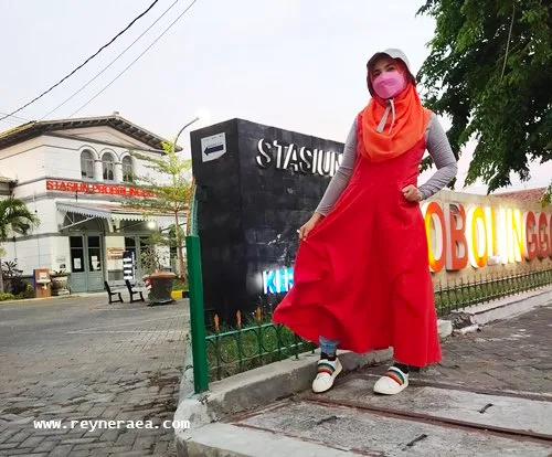 Alun-alun Probolinggo dekat Stasiun