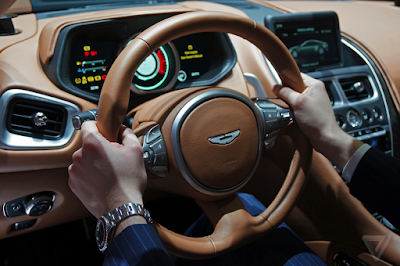 New 2017 Aston Martin DB11 Stearing wheel