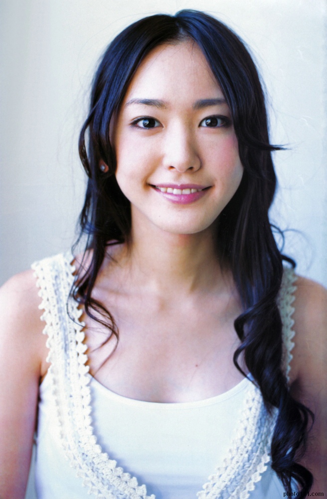 YuiAragaki073.jpg