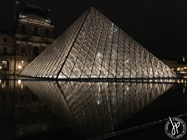 the louvre pyramid, glass pyramid