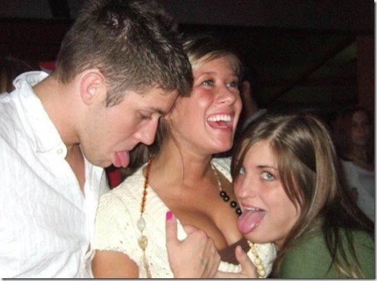 motorboating-girls-hot-10