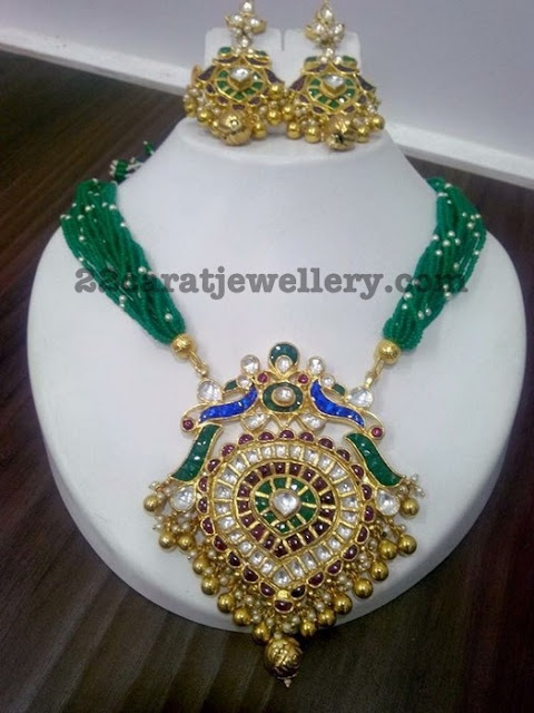 Emerald Beads Set Kundan Pendant