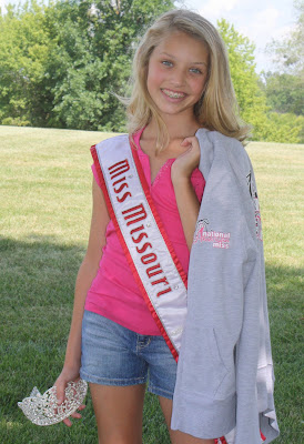 Lani Maples,  Breanne Maples,  Faith Jordan, Steve Mayes,  Kathleen Mayes,  Miss Missouri, ford mustang convertible, National American Miss,  California,  Disneyland, Toys for Tots, 