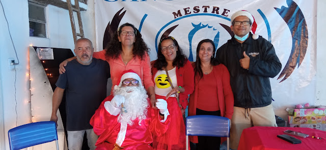Nelson Augusto, Cláudia Moreira, Valdeci Nascimento (Papai Noel), Fabiane Storque, Ana Cláudia e Rodrigo.