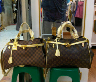 Jegeg Shop: Model Tas Terbaru 2012