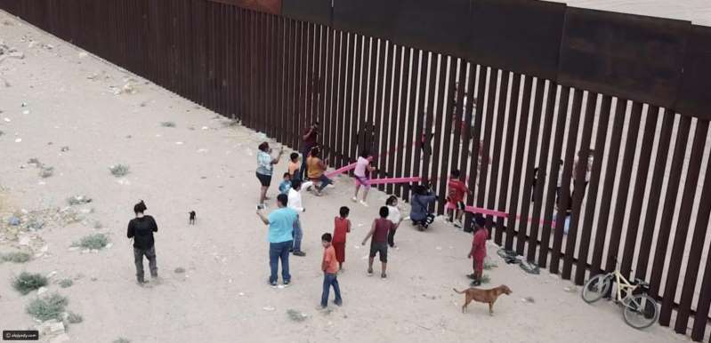 A baby swing on the US-Mexico border ... wins this year's Paisley Design award