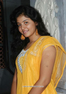 Actress Anjali cute photos,stills,pics
